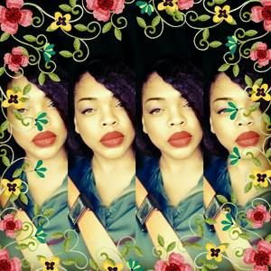 Meet your Posher, Jade